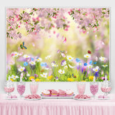 Schmetterling Und Grün Wiese Frühling Thema Hintergrund